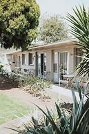Peninsula Motel