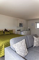 Peninsula Motel