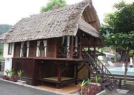 Batur Lakeside Huts