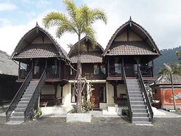 Batur Lakeside Huts