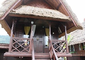 Batur Lakeside Huts