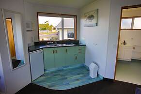 The Kaka Point Motels