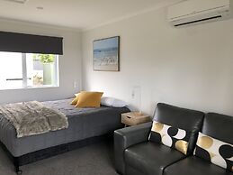 The Kaka Point Motels