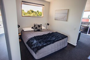 The Kaka Point Motels