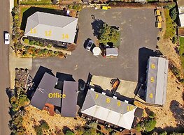 The Kaka Point Motels