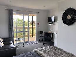 The Kaka Point Motels