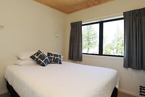 Waikanae Beach TOP 10 Holiday Park