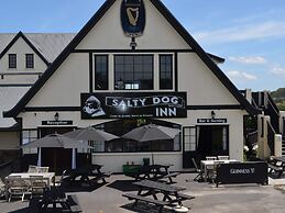Salty Dog Inn