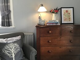 Troldhaugen Lodge - Adults Only