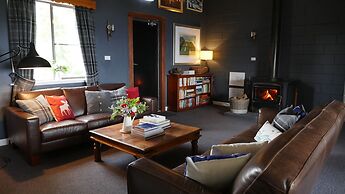 Troldhaugen Lodge - Adults Only