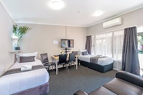 Travellers Inn Motel