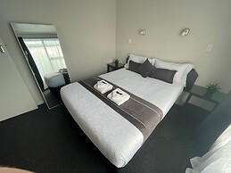 Travellers Inn Motel