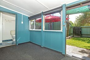Travellers Inn Motel