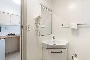 Travellers Inn Motel