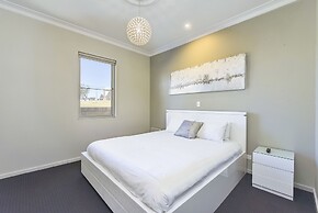 Aloha Waterfront Properties