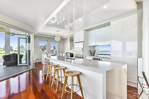 Aloha Waterfront Properties