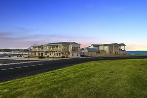 Aloha Waterfront Properties