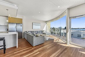 Aloha Waterfront Properties