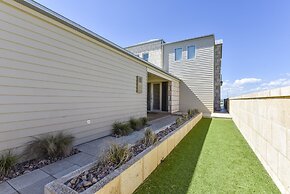 Aloha Waterfront Properties