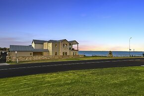 Aloha Waterfront Properties