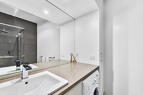 Aloha Waterfront Properties