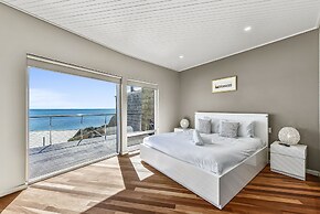 Aloha Waterfront Properties