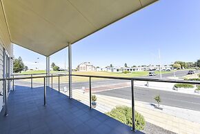 Aloha Waterfront Properties