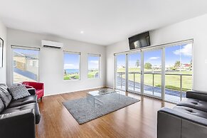 Aloha Waterfront Properties