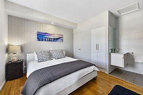 Aloha Waterfront Properties