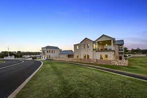 Aloha Waterfront Properties