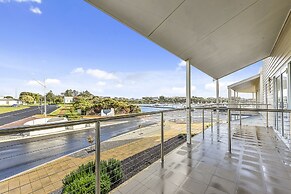 Aloha Waterfront Properties