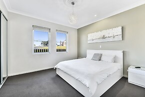 Aloha Waterfront Properties