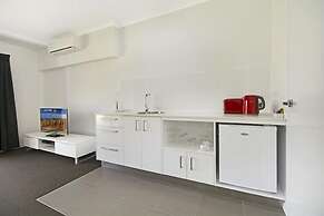 Cooroy Luxury Motel Apartments Noosa