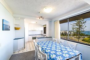 Burgess @ Kings Beach Apartments