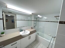 Burgess @ Kings Beach Apartments