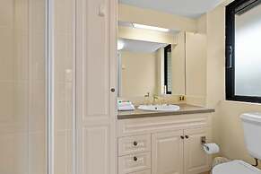 Burgess @ Kings Beach Apartments