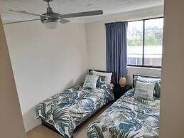 Burgess @ Kings Beach Apartments