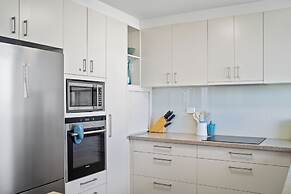 Burgess @ Kings Beach Apartments