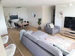 Burgess @ Kings Beach Apartments