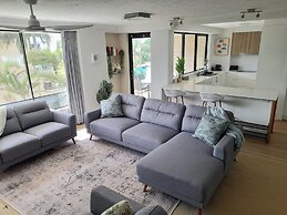 Burgess @ Kings Beach Apartments