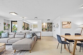 Burgess @ Kings Beach Apartments