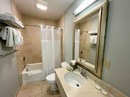 Water's Edge Resort & Spa