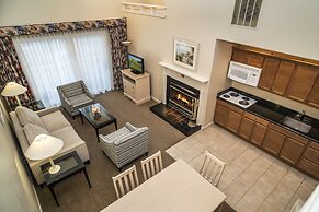 Water's Edge Resort & Spa