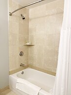 Water's Edge Resort & Spa