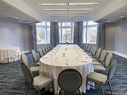 Water's Edge Resort & Spa