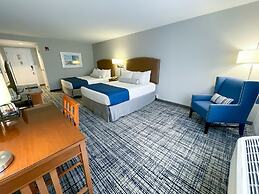 Water's Edge Resort & Spa