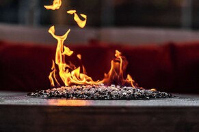 The Art Hotel Denver, Curio Collection by Hilton