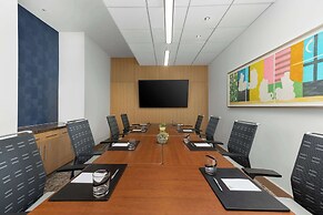 The Art Hotel Denver, Curio Collection by Hilton