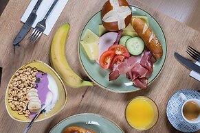 Garner Hotel Stuttgart - Zuffenhausen by IHG