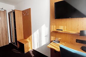 Garner Hotel Stuttgart - Zuffenhausen by IHG